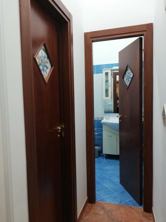 Casa Lillina A Toledo , Near Piazza Del Plebiscito Lejlighed Napoli Eksteriør billede