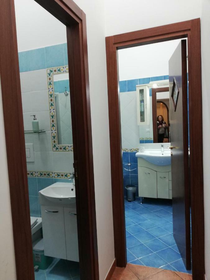 Casa Lillina A Toledo , Near Piazza Del Plebiscito Lejlighed Napoli Eksteriør billede